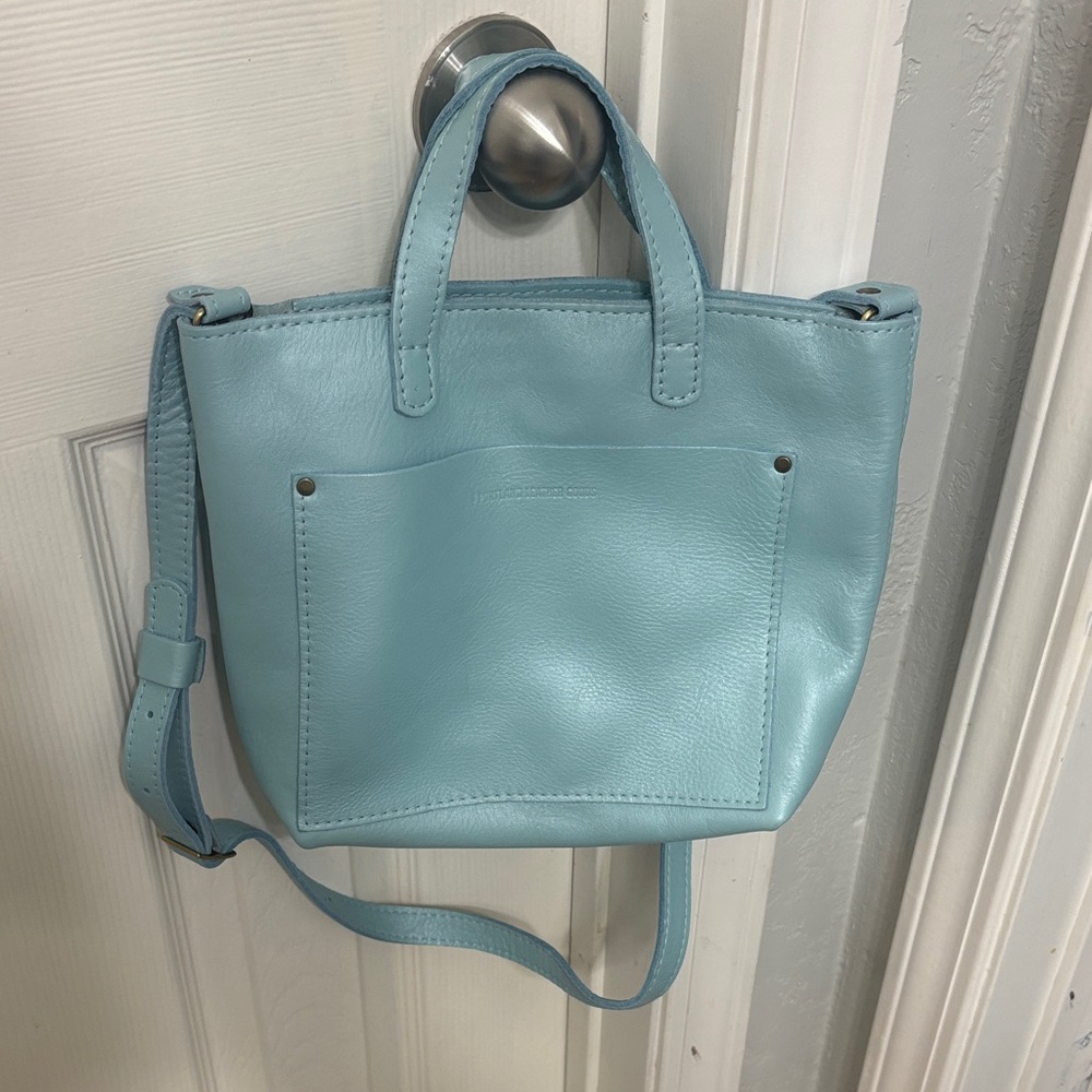 Portland Leather Mini Crossbody Leather Tote Bag zippered. CABO NEW - Picture 2 of 5